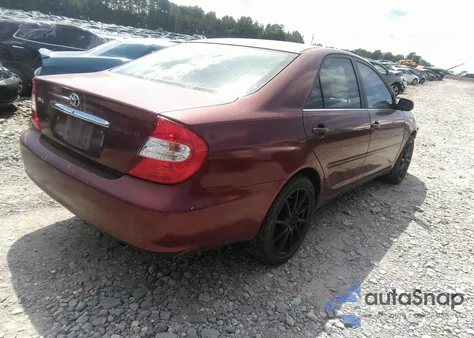 2002 Toyota Camry Le from USA, damaged, VIN 4T1BE32K62U076260